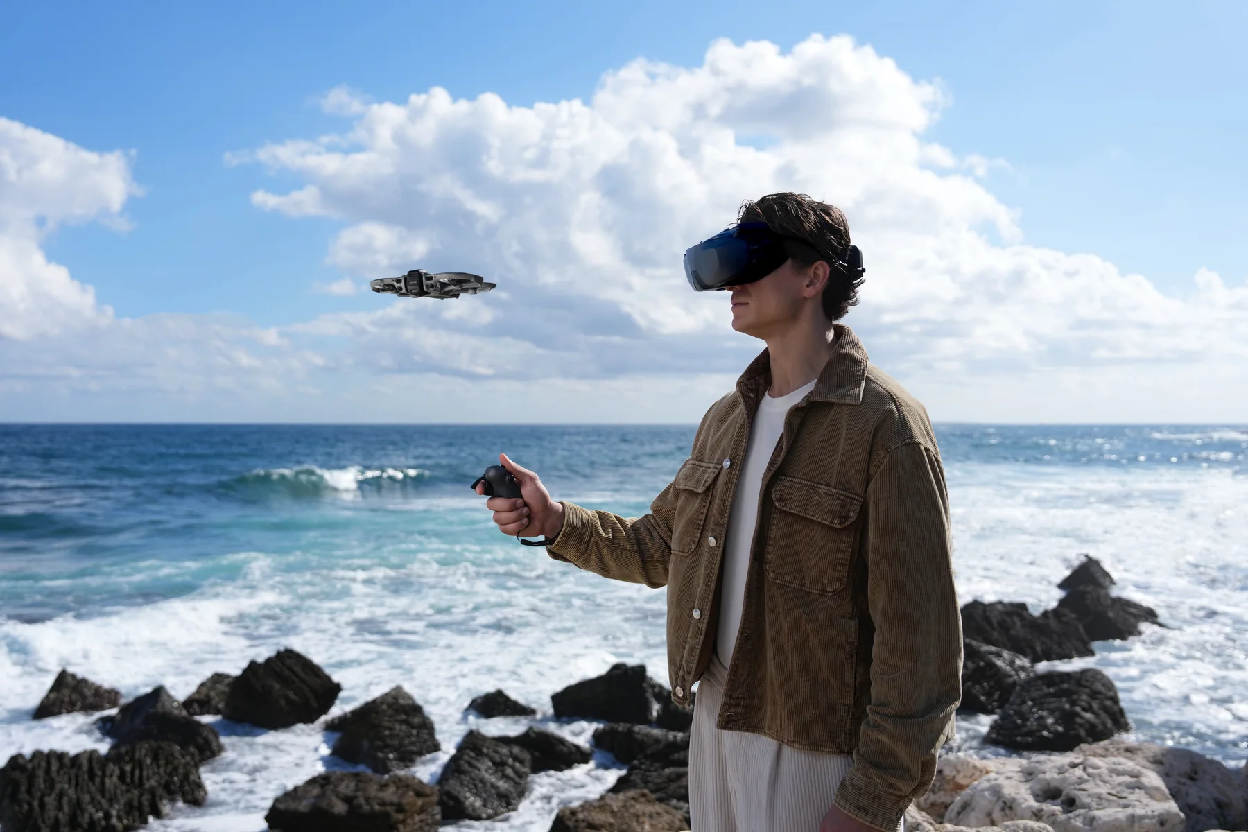 DJI Avata 360 head-tracked view example