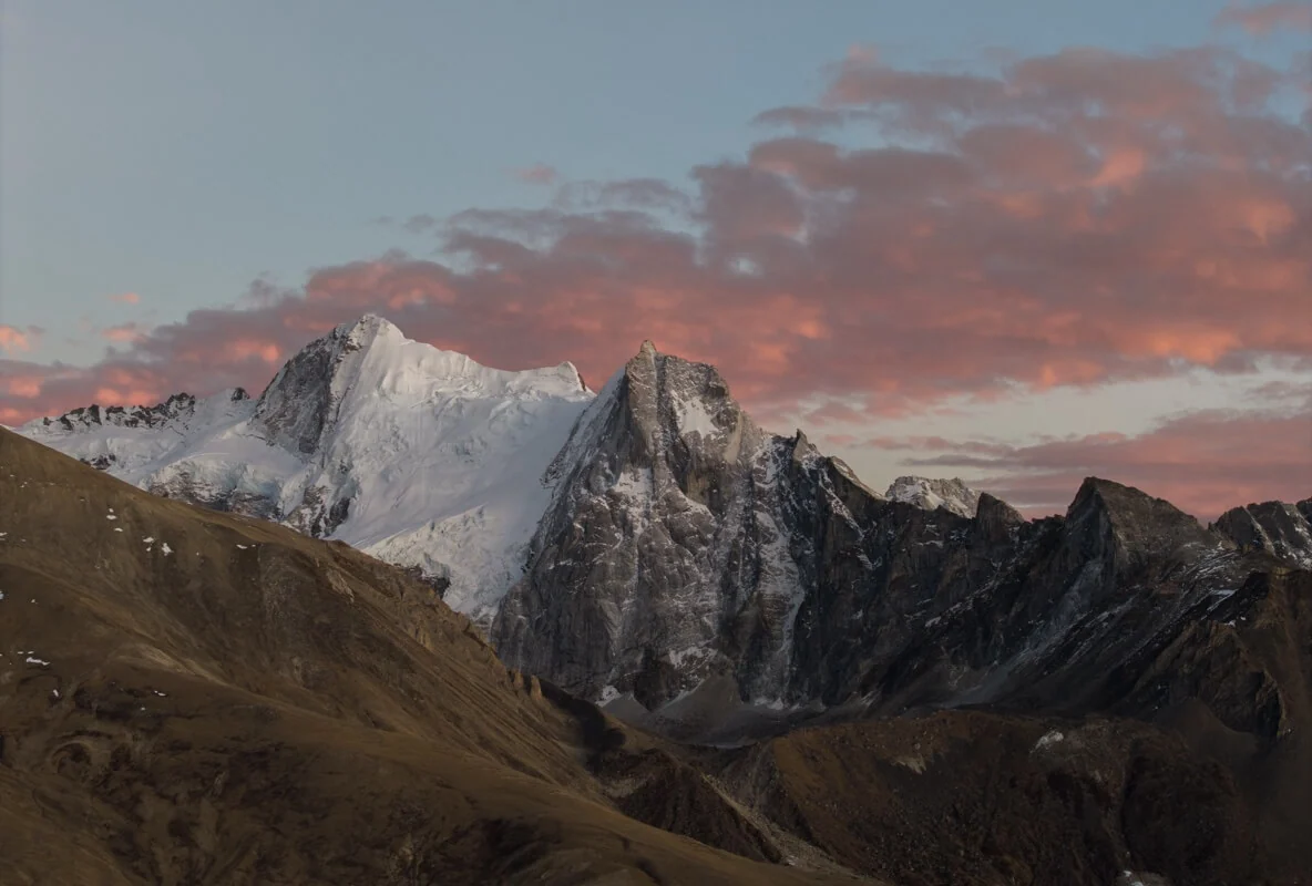 Mountain scene at 70 mm
