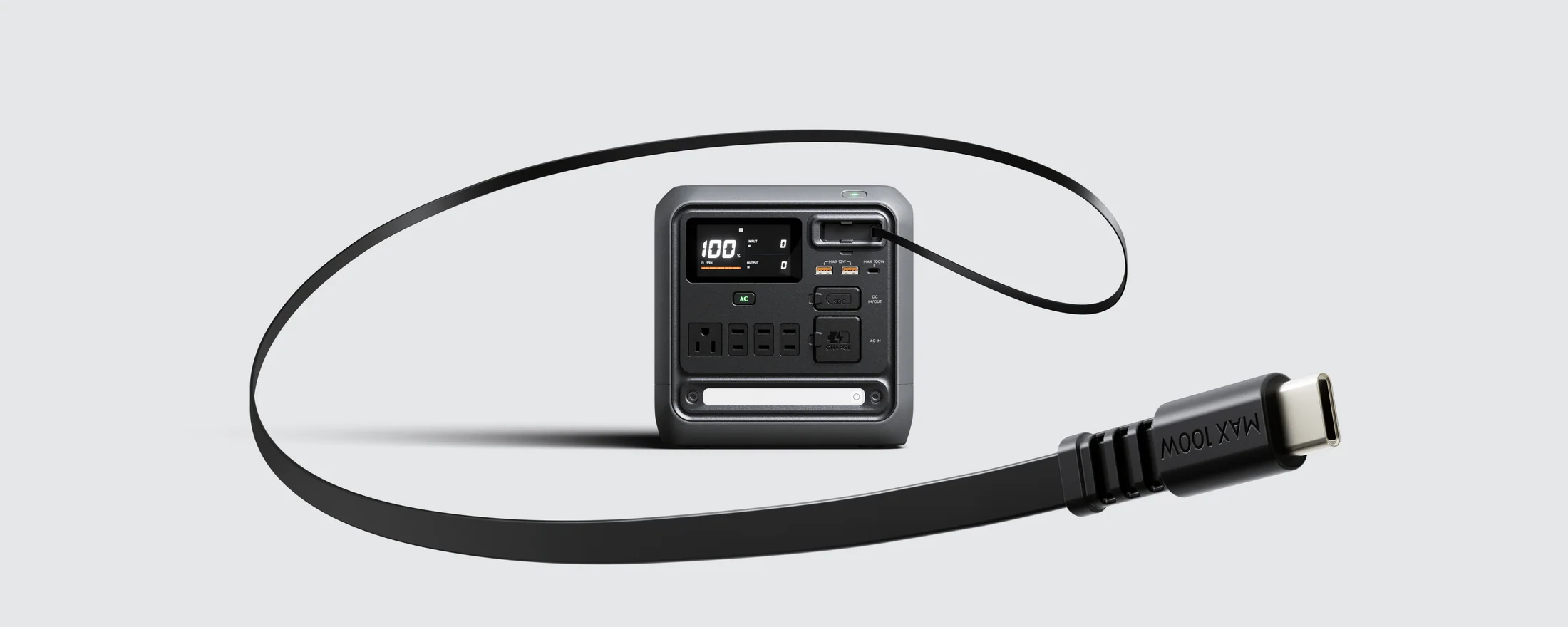 DJI Power 1000 Mini: The laptop cable lives in the station.