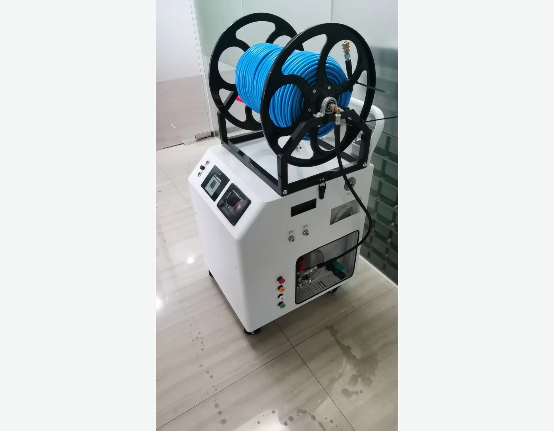 Integrated Hose Reel