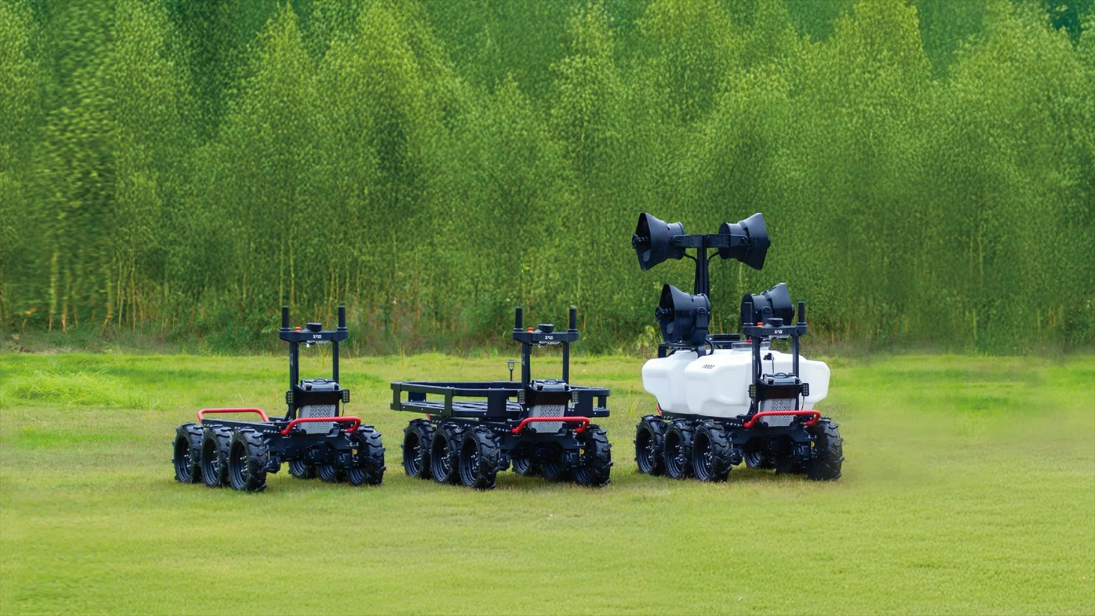 XAG R200 expandable agricultural rover platform
